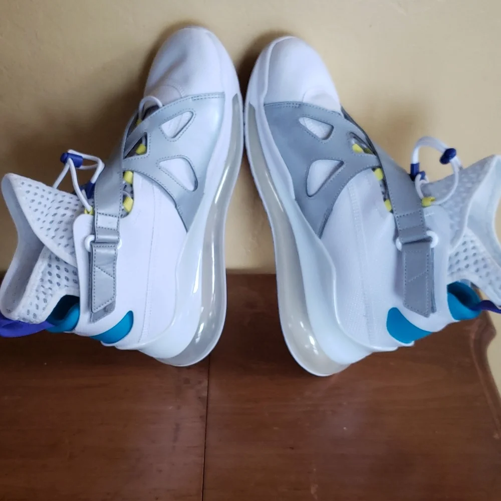 Jordan Air sneakers - Picture 4 of 8